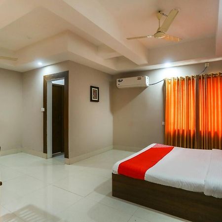 פורי Oyo 61586 Hotel Narmada Bhavan מראה חיצוני תמונה