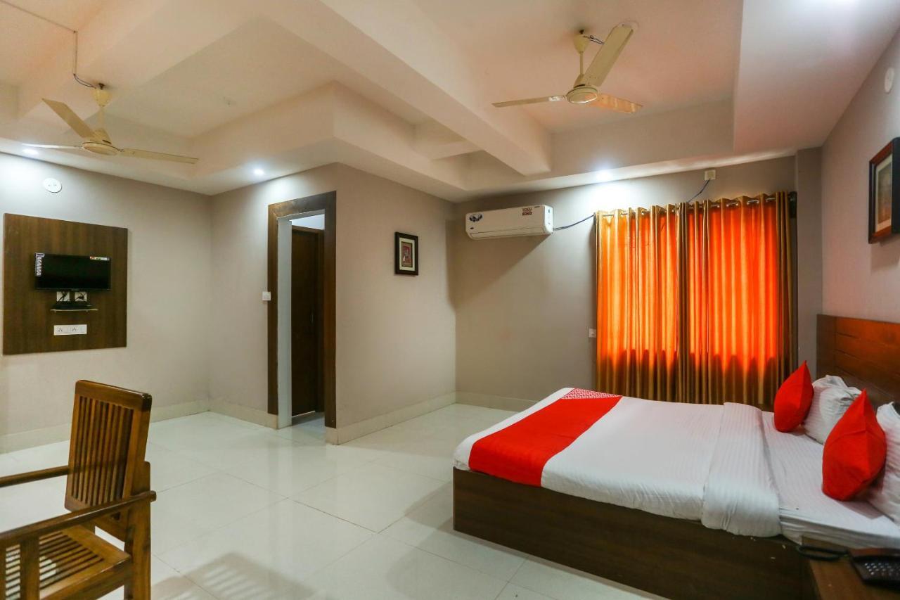 פורי Oyo 61586 Hotel Narmada Bhavan מראה חיצוני תמונה
