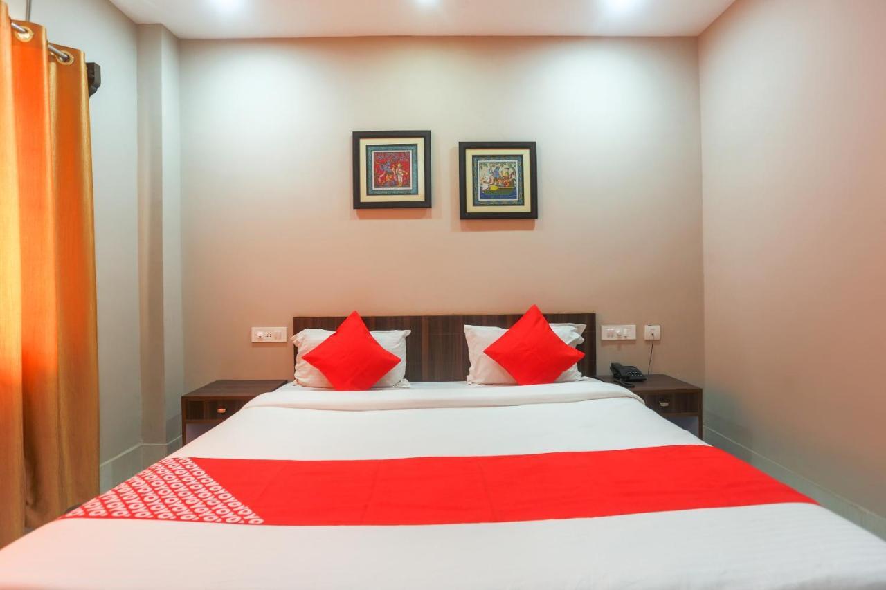 פורי Oyo 61586 Hotel Narmada Bhavan מראה חיצוני תמונה
