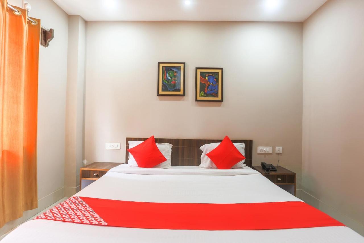 פורי Oyo 61586 Hotel Narmada Bhavan מראה חיצוני תמונה