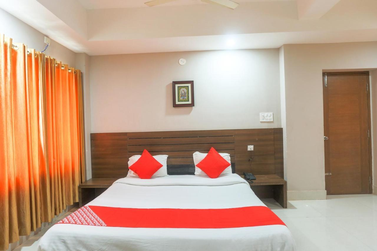 פורי Oyo 61586 Hotel Narmada Bhavan מראה חיצוני תמונה