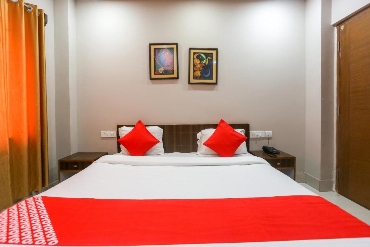 פורי Oyo 61586 Hotel Narmada Bhavan מראה חיצוני תמונה