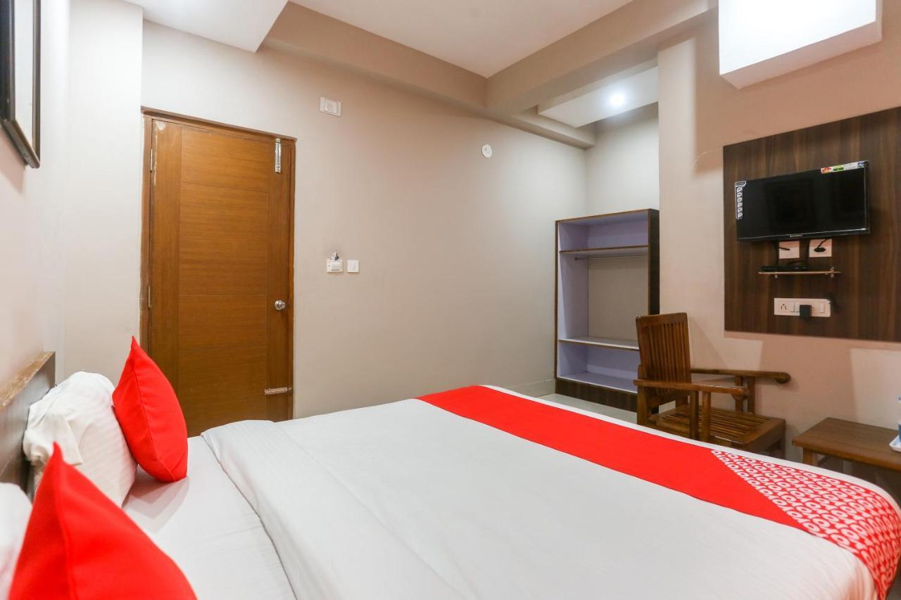 פורי Oyo 61586 Hotel Narmada Bhavan מראה חיצוני תמונה