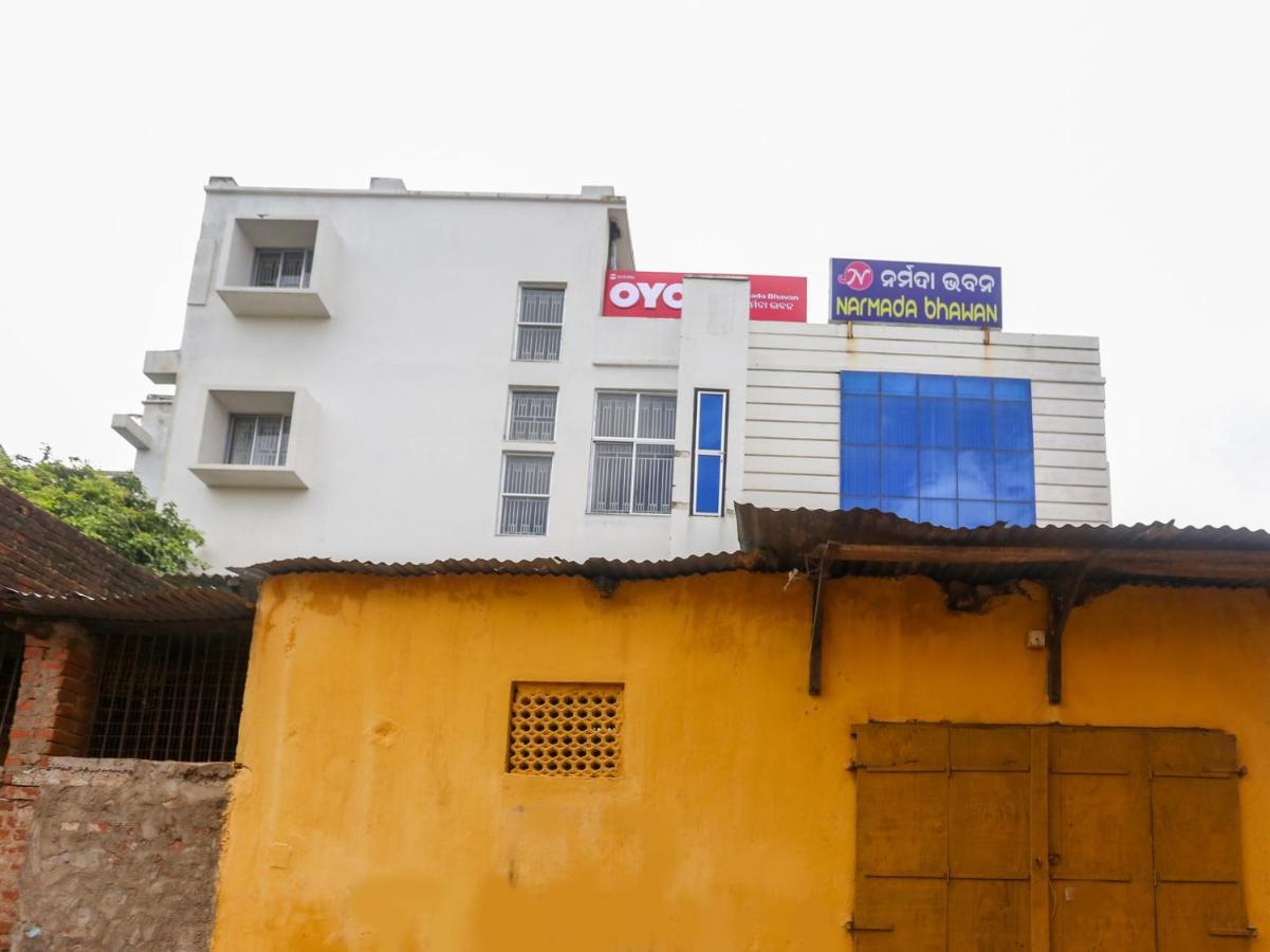 פורי Oyo 61586 Hotel Narmada Bhavan מראה חיצוני תמונה